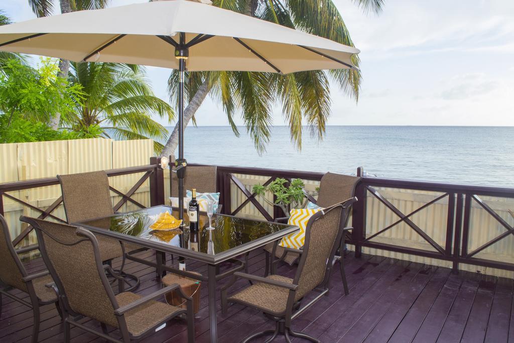 Darrel Cot Beachfront Cottage Saint Peter Exterior photo